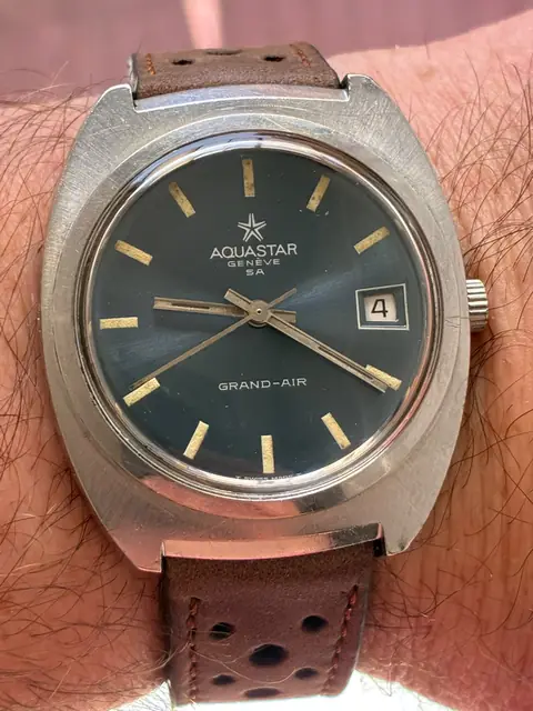 Reloj Aquastar Grand Air vintage automático con esfera azul eléctrico