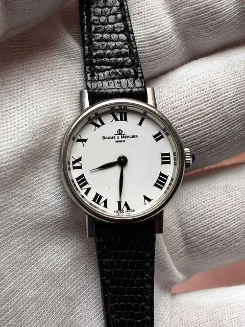 Reloj Baume & Mercier de dama de cuerda con números romanos · foto 6