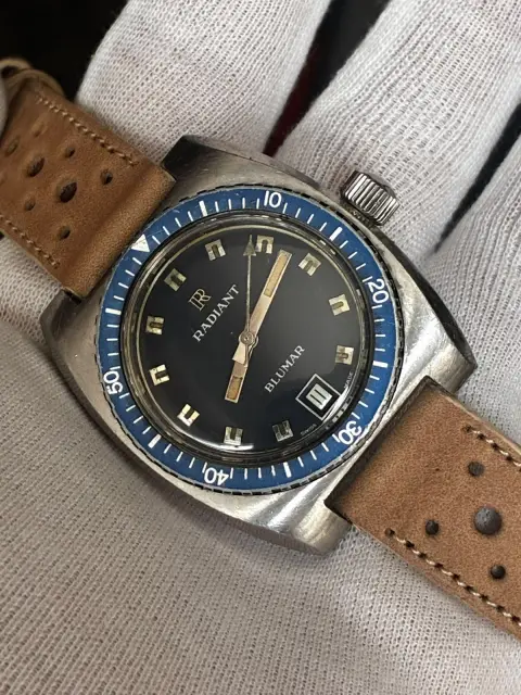 Reloj diver automático corona roscada doble firma · foto 2