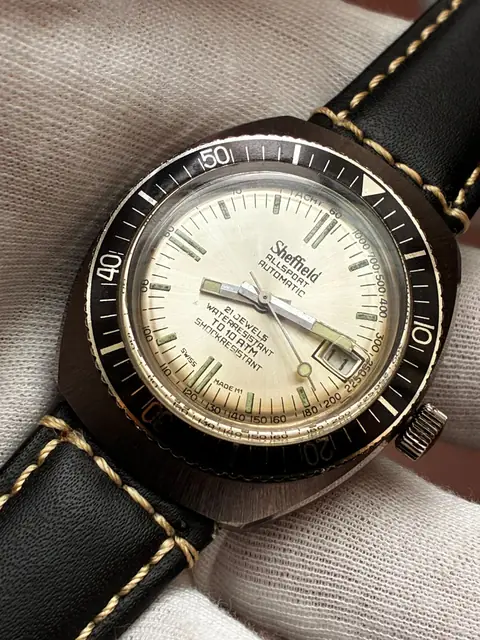 Reloj diver Sheffield automático con bisel giratorio · foto 2
