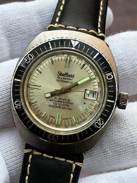 Reloj diver Sheffield automático con bisel giratorio · foto 4