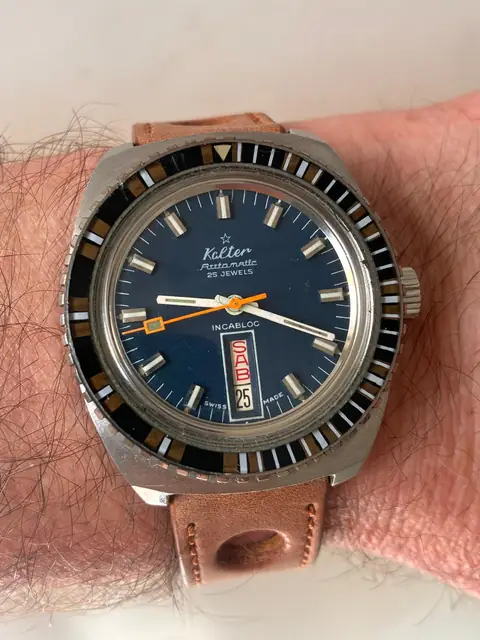 Reloj diver vintage automático con bisel giratorio de baquelita