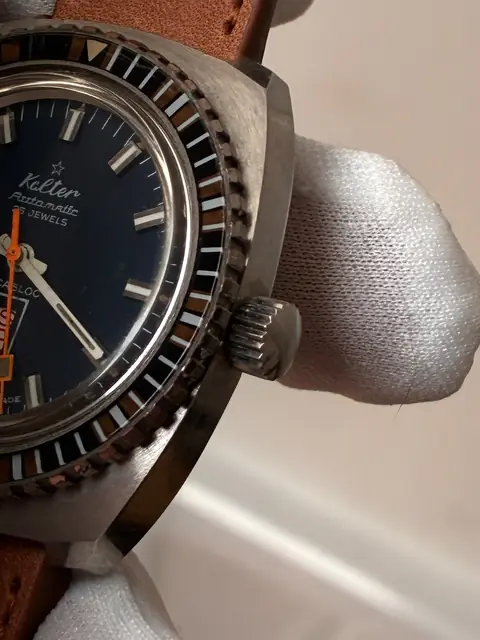 Reloj diver vintage automático con bisel giratorio de baquelita · foto 2