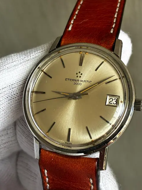 Eterna-Matic 3000 automático extraplano en acero