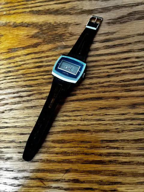 Reloj horas saltantes años 70 · foto 2