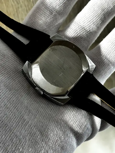 Reloj horas saltantes años 70 · foto 3