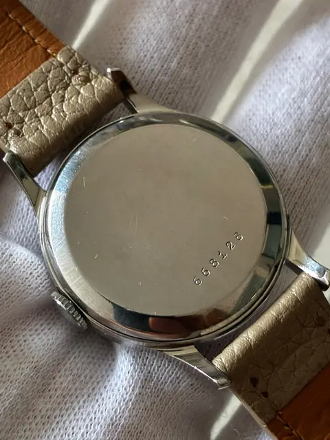 Reloj Jaeger-LeCoultre vintage años 40 con esfera patinada · foto 5
