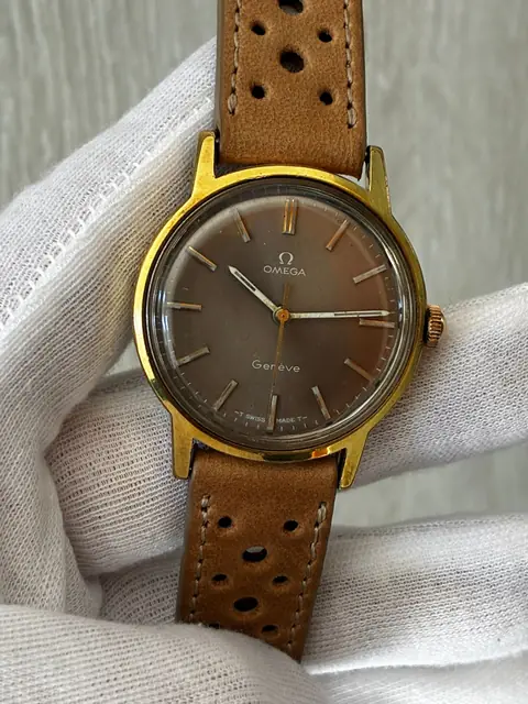 Omega vintage de cuerda con caja bañada en oro y calibre 601