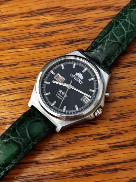 Reloj Orient automático esfera negra recién revisado · foto 2