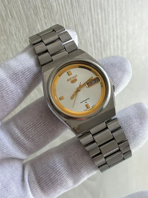 Reloj Seiko 5 vintage automático ref. 7009-8970 con armis original · foto 4