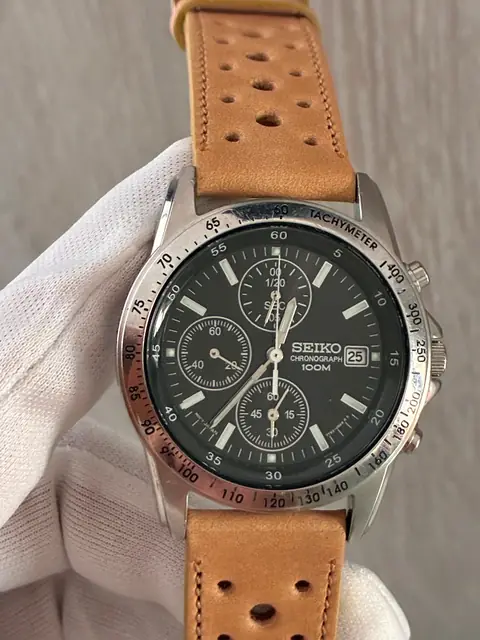 Reloj Seiko cronógrafo de cuarzo con esfera negra · foto 7