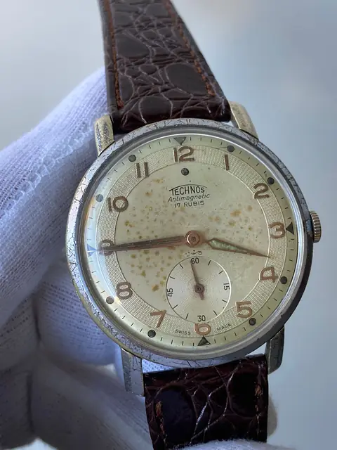Reloj Technos vintage años 60 caja jumbo 38,7 mm