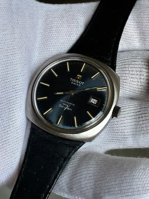Reloj TISSOT automático nos de antiguo stock de relojería sin uso · foto 4