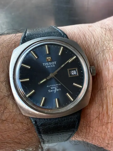 Reloj TISSOT automático nos de antiguo stock de relojería sin uso · foto 5
