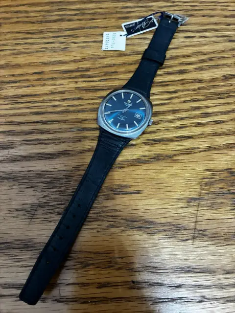 Reloj TISSOT automático nos de antiguo stock de relojería sin uso · foto 6
