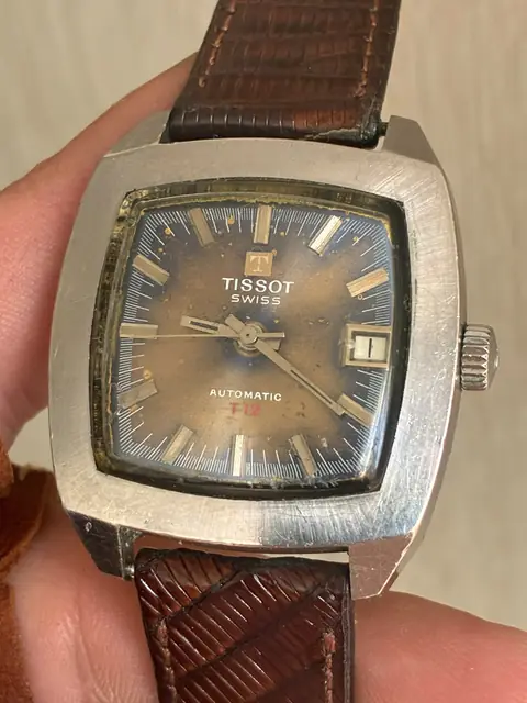 Reloj Tissot T12 vintage automático con esfera chocolate · foto 3