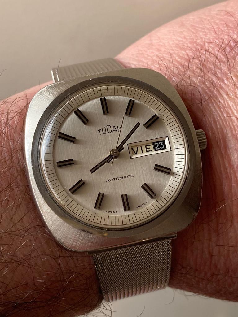 texto cuello llave inglesa Reloj suizo tucah automático eta 2783 caja acero - Oscar watches