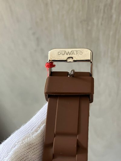 Reloj DUWARD a estrenar con su estuche y garantía sin sellar - Imagen 6