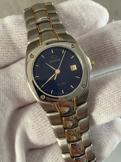 Reloj Jaguar, suizo, marcaba 380 euros, a estrenar, de antiguo stock