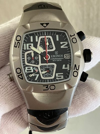 Reloj Kronos, suizo, cronógrafo con alarma, caja y garantía.
