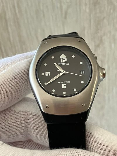 Reloj Seiko kinetic arctura con estuche y acumulador nuevo marcaba 230 euros a estrenar - Imagen 7