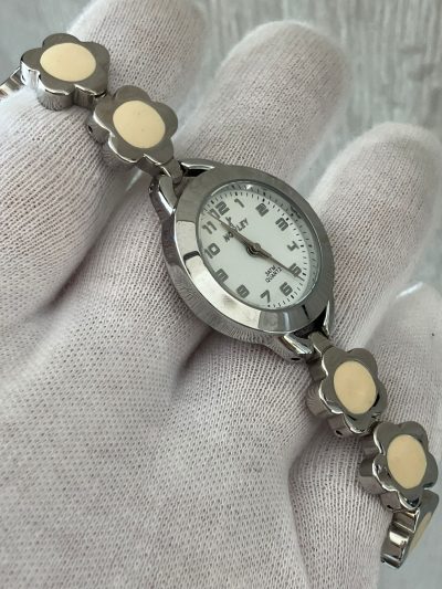 Reloj nowley marca 80 euros a estrenar con su estuche y garantía sin sellar - Imagen 4