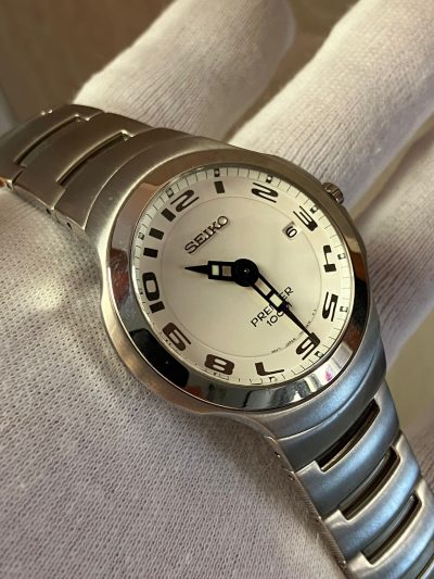 Reloj Seiko premier 100 metros con su estuche acumulador en garantía marca 255 euros a estrenar de antiguo stock de relojería - Imagen 3