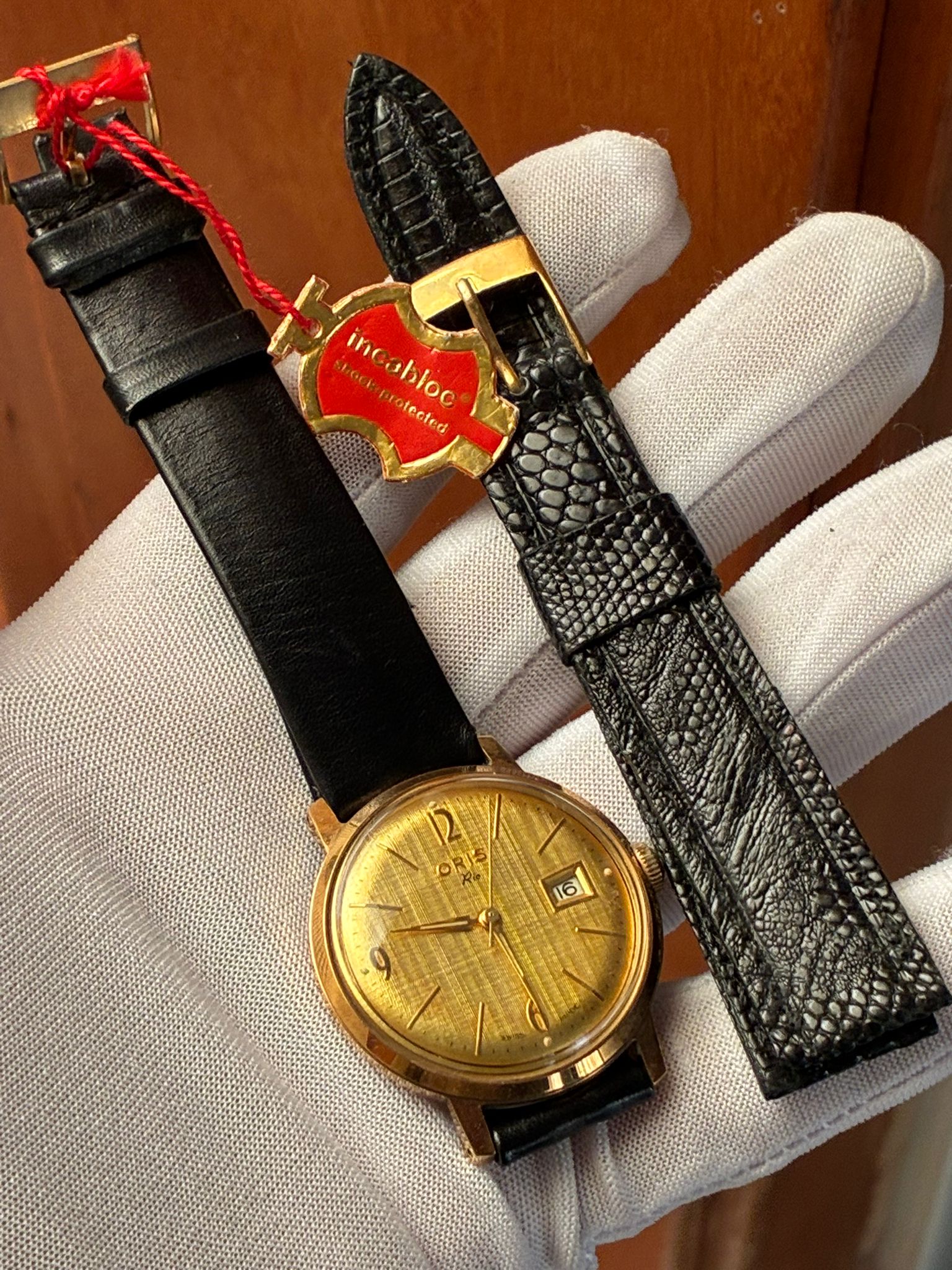 Reloj oris de cuerda NOS esfera texturizada - Imagen 4