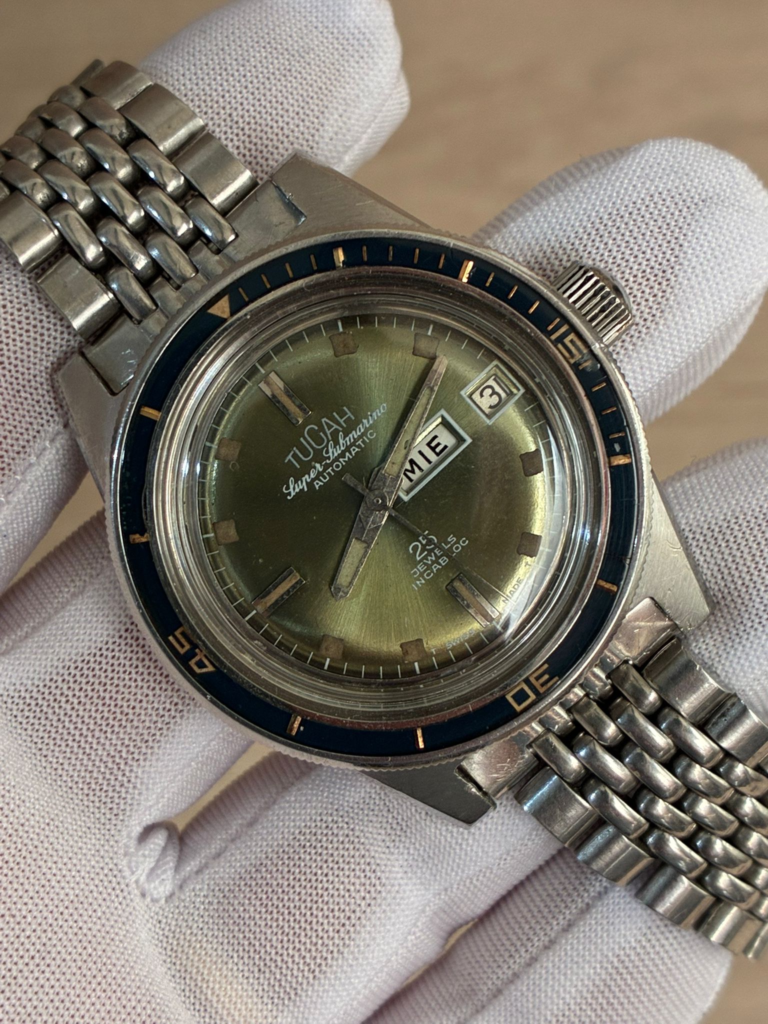 Reloj diver automático TUCAH bisel baquelita y corona roscada - Imagen 3