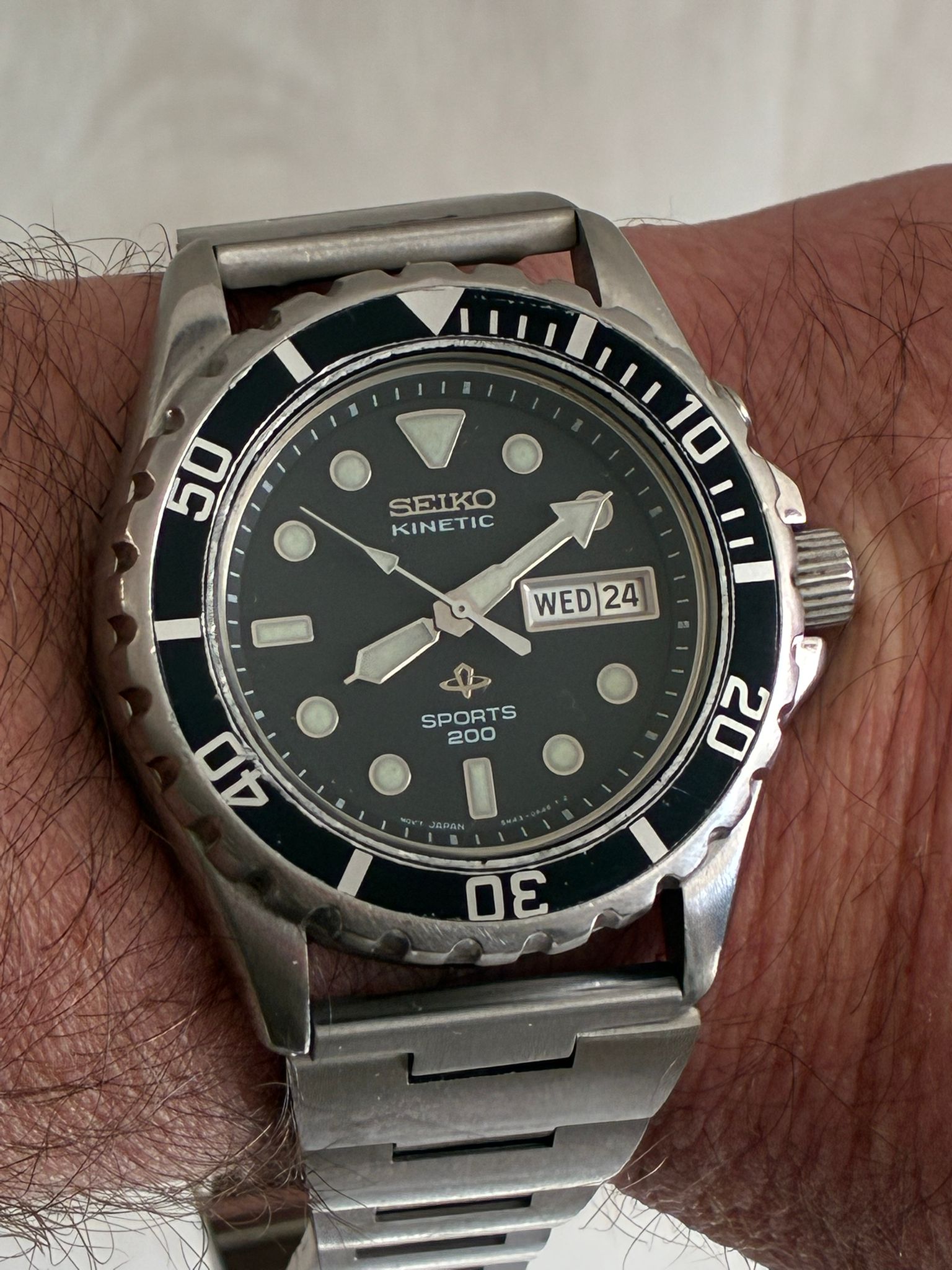 Reloj Seiko kinetic sports 200 metros esfera negra - Imagen 3