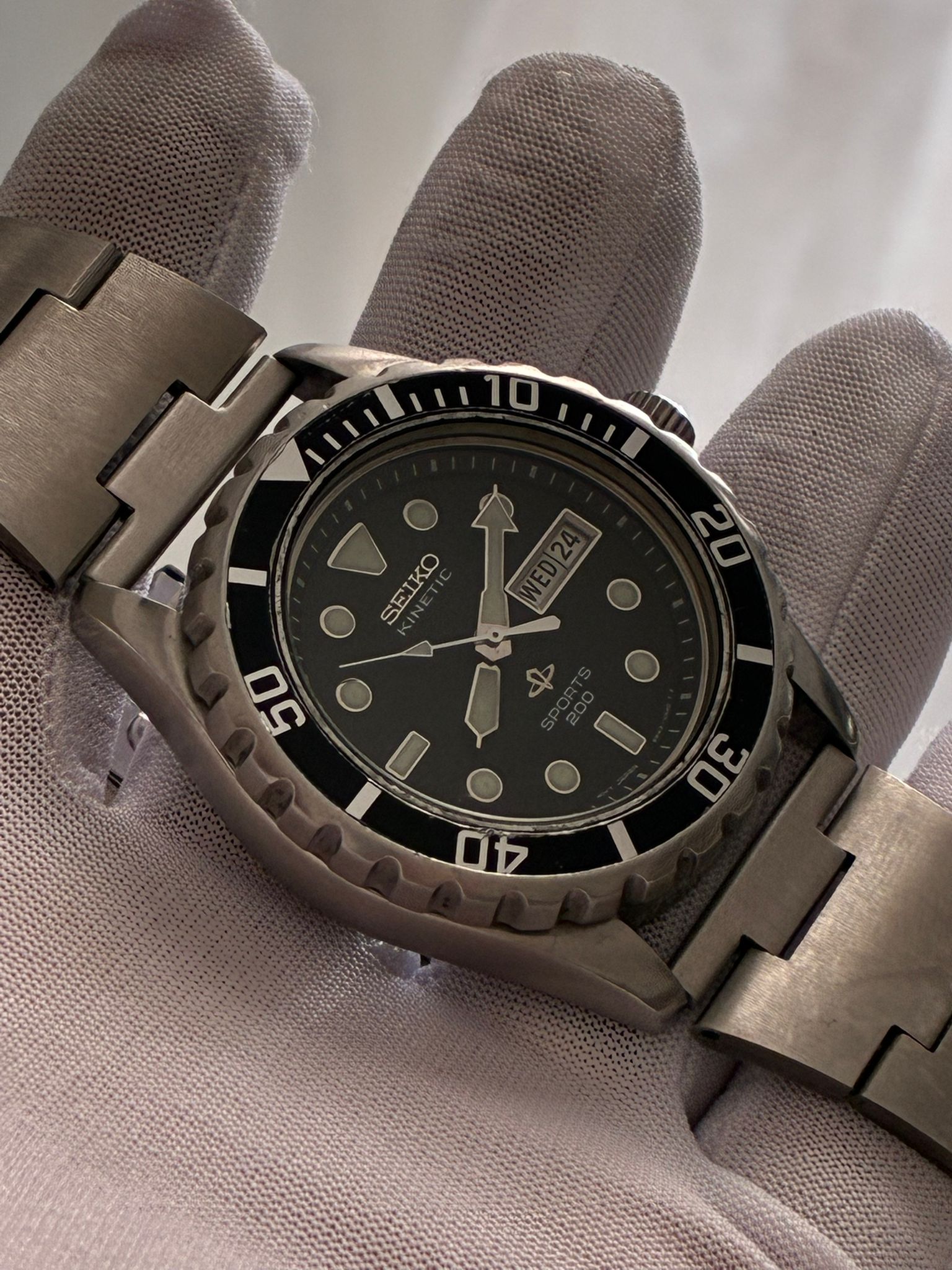 Reloj Seiko kinetic sports 200 metros esfera negra - Imagen 2