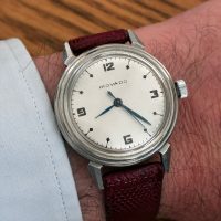 Reloj movado bumper automático años 40