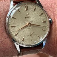 Reloj CYMA caja 40 mm y esfera texturizada