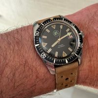 Reloj diver esfera negra