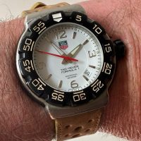 Reloj Tag Heuer fórmula uno , cristal de zafiro y módulo eta