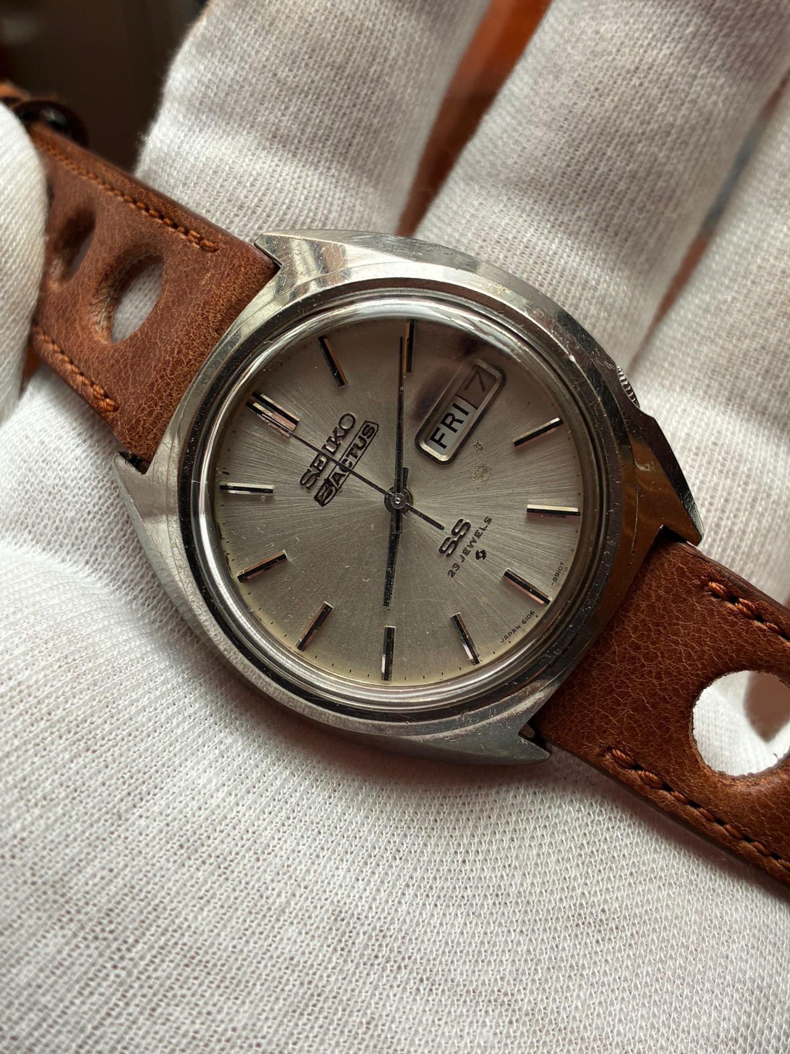 Reloj Seiko automático 5 actús SS ref 6106 revisado - Imagen 2