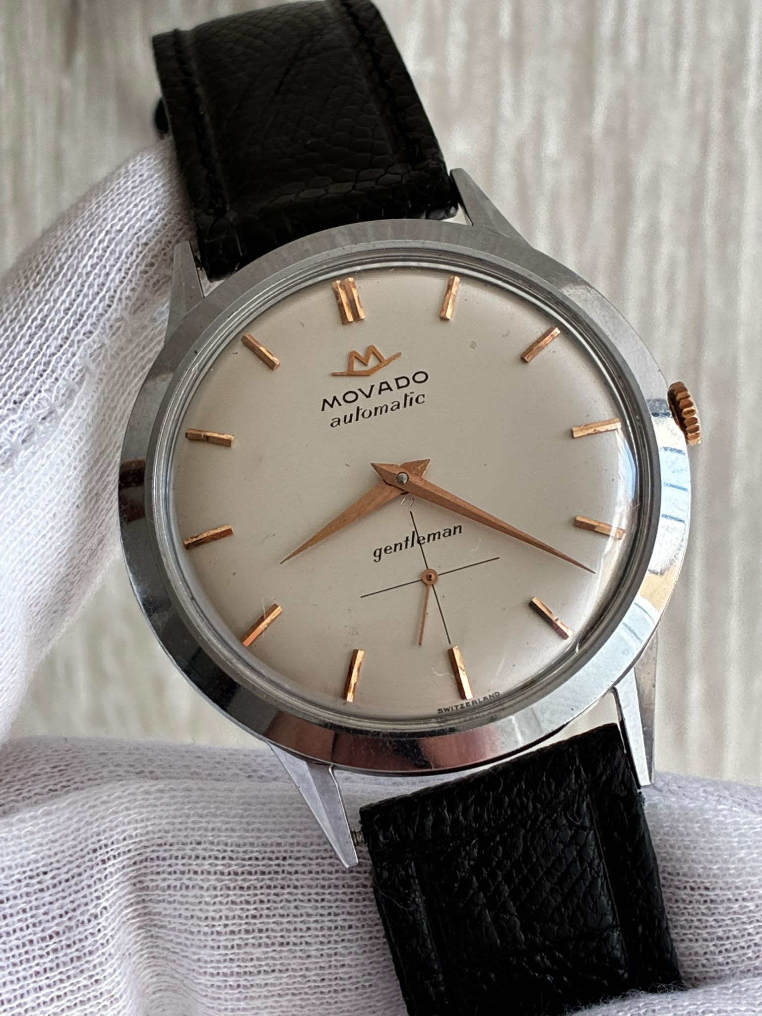 Reloj Movado automático bumper revisado - Imagen 4