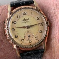 Reloj de cuerda Aries revisado