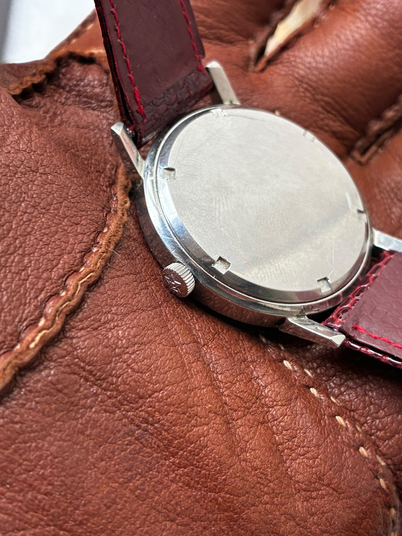 Reloj Certina calibre 28-10 - Imagen 9
